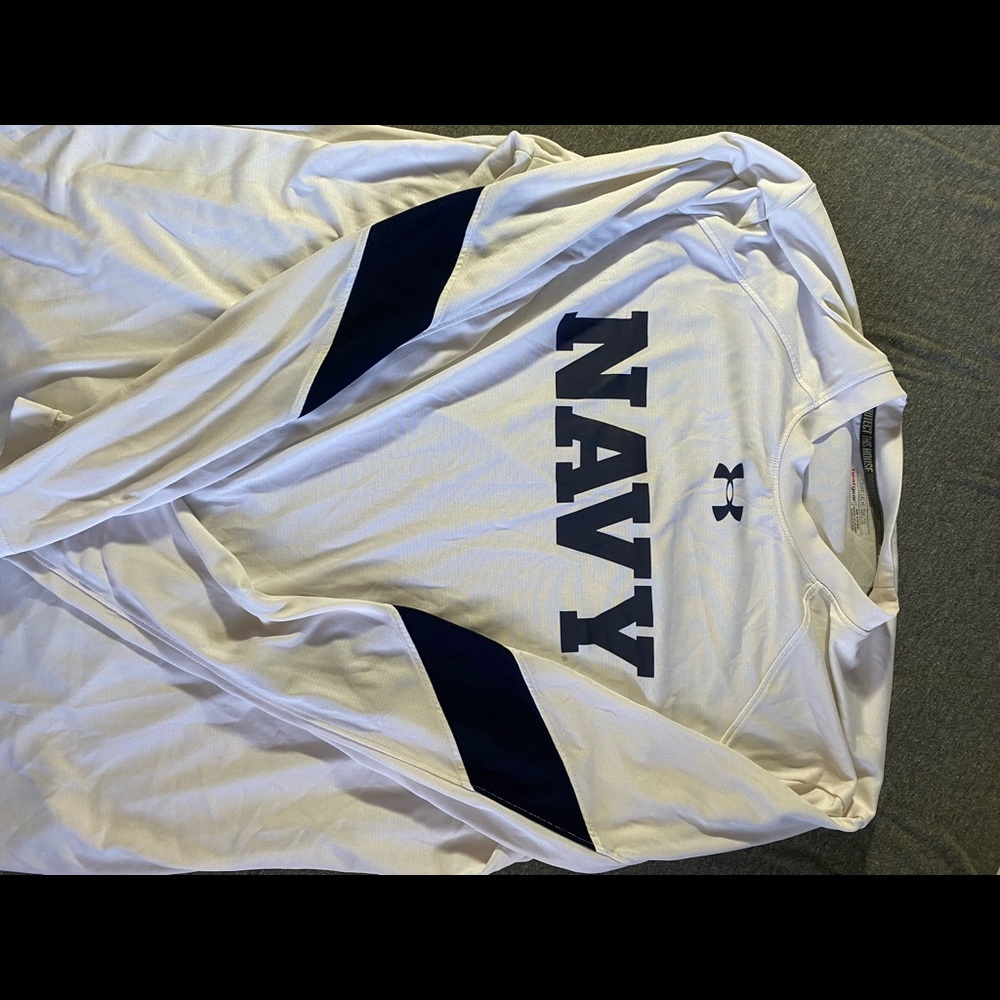 NAVY under armor shirt long sleeve dri fit